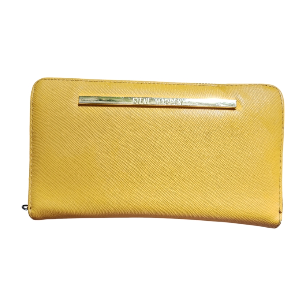 Steve Madden Mustard Wallet Wristlet Organizer Gold Zippered 17 card slots